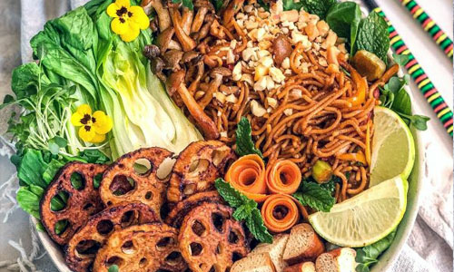 Pad Thai Deluxe Bowl